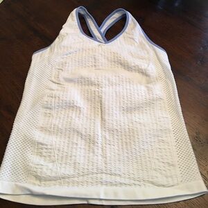 Nike size M/L workout top